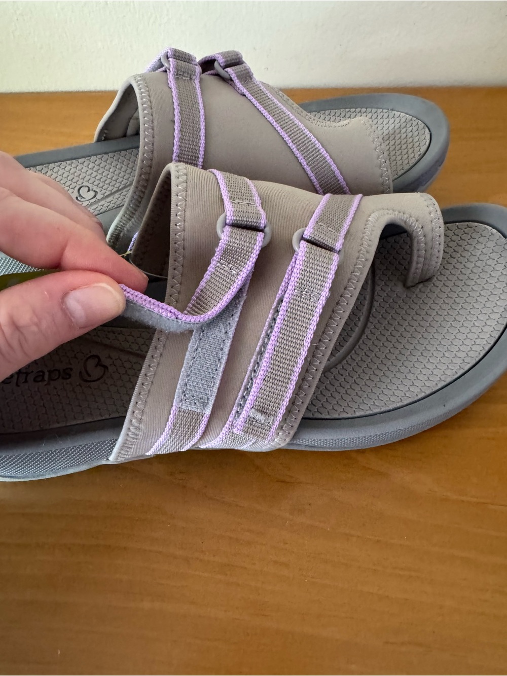BareTraps Gray Sandals - New with Tags - Picture 7 of 12